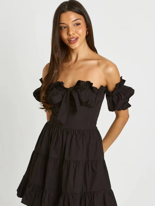 boohoo Dames Mini Jurk Met Gerimpelde Buste En Pofmouwen Zwart