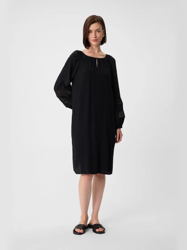 Comma female - Korte crêpe chiffon jurk met voering zwart