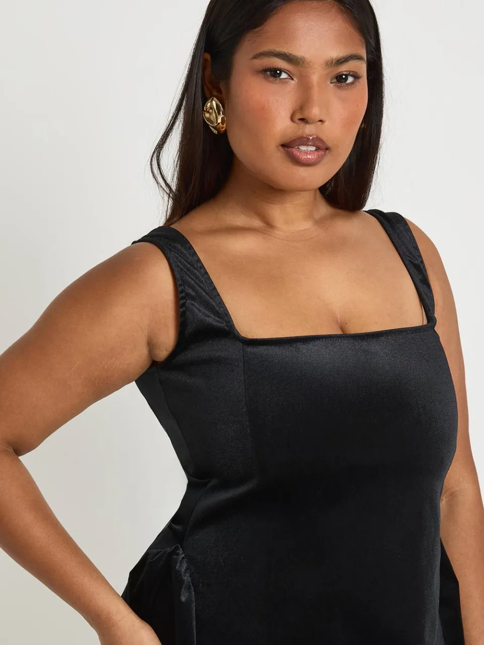 boohoo Dames Plus Fluwelen Vierkante Hals Skater Jurk zwart, foto 4