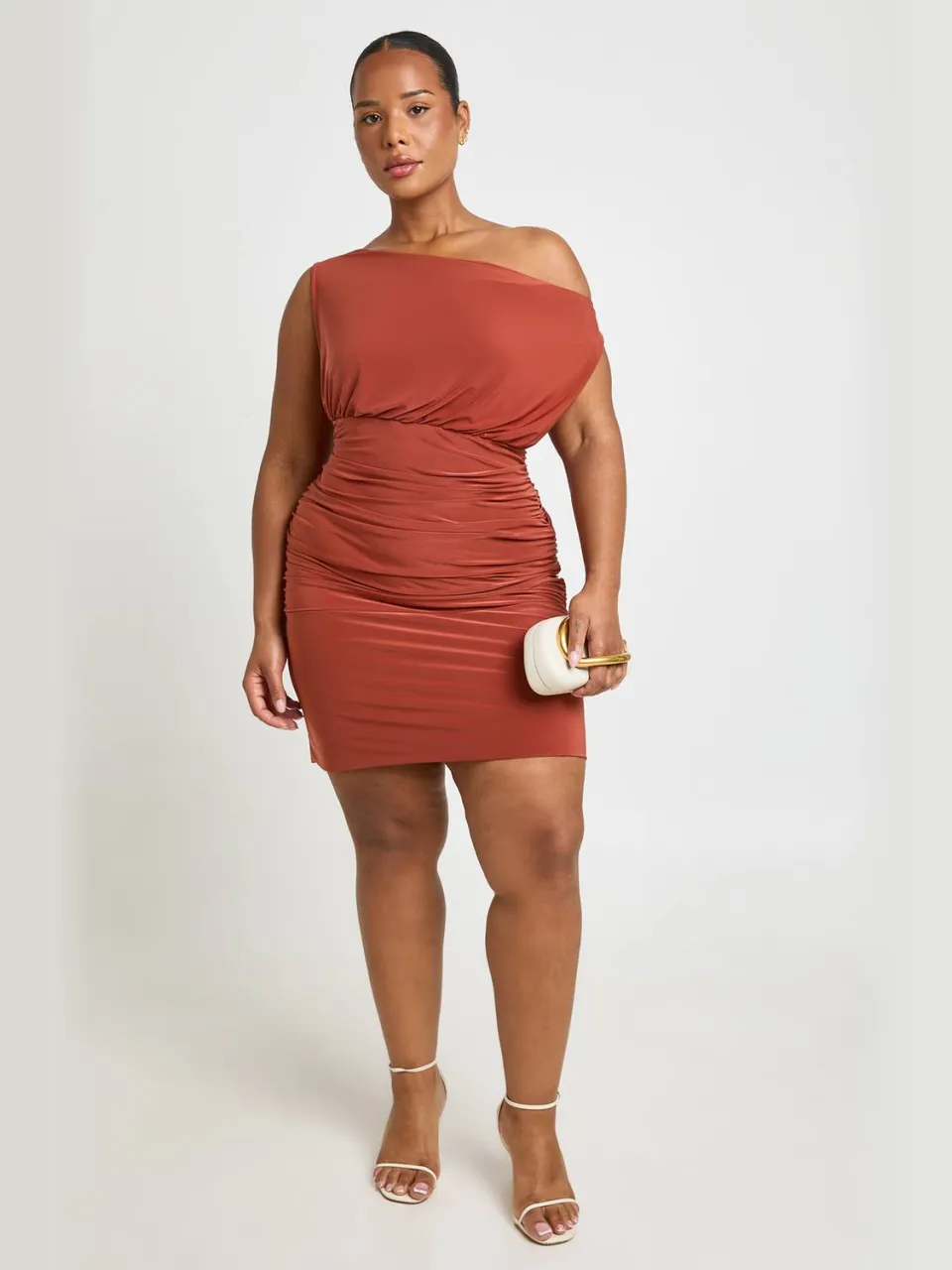 boohoo Dames Plus Gedrapeerde Mini-jurk Met Ruches Roest