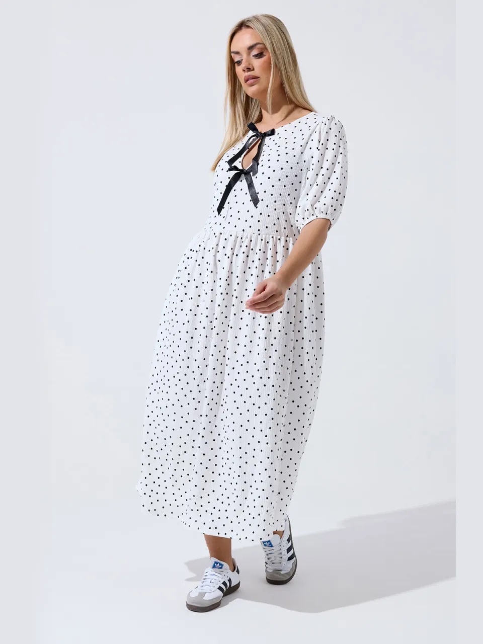 Limited Collection Ivoorkleurige Jurk Met Stippen En Strik-52, foto 2
