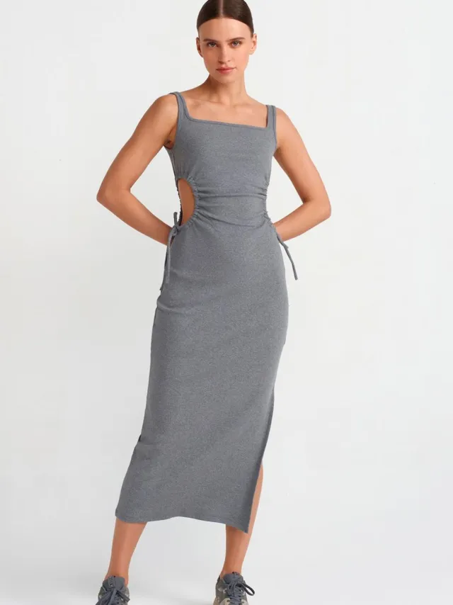 Dilvin Mouwloze Bodycon Midi Jurk Met Uitsnijding Antraciet