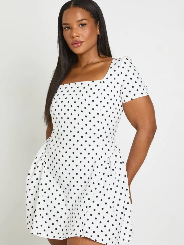 boohoo Dames Plus Pofmouw Polkadot Skater Jurk Ivoor