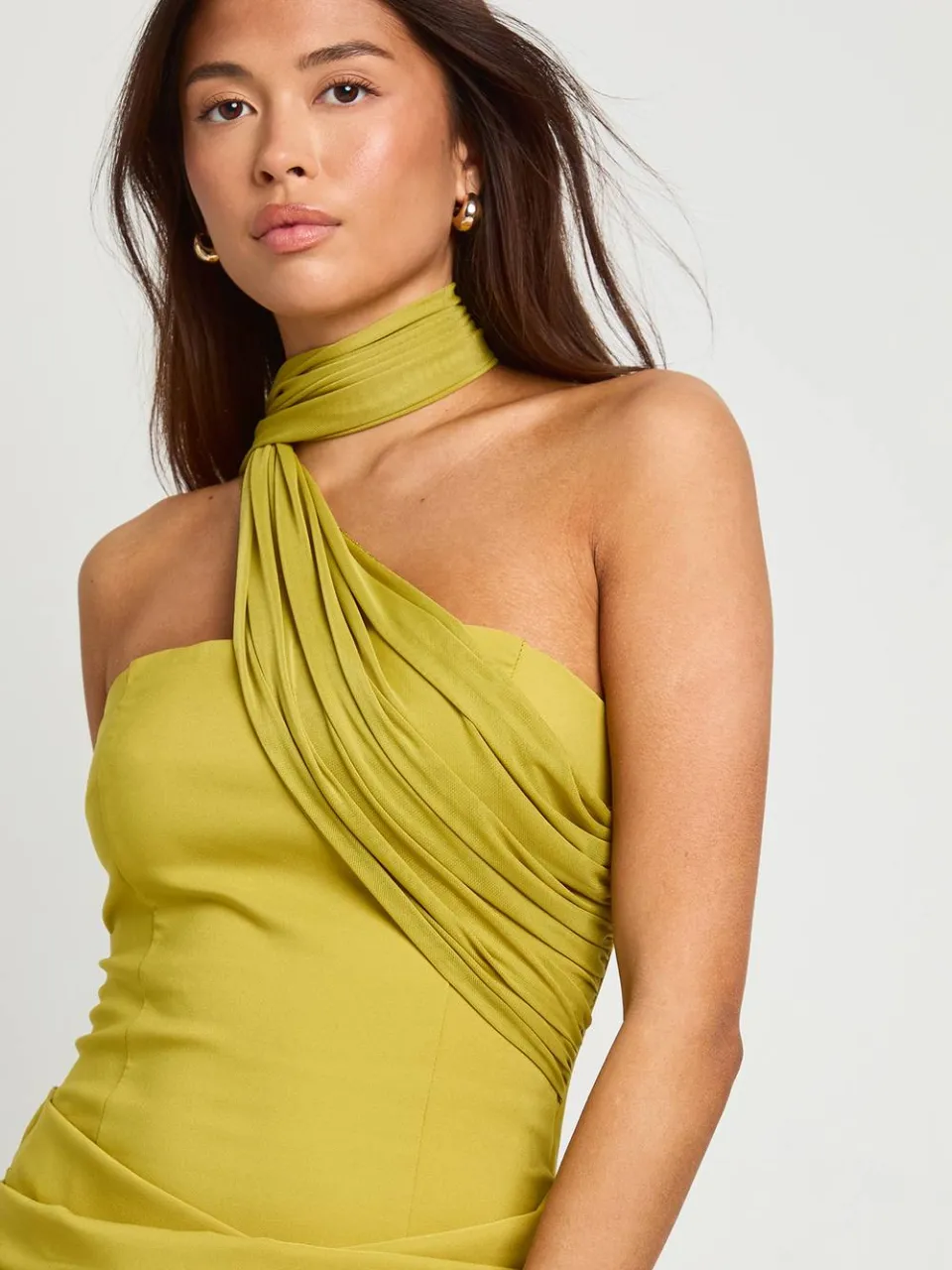 boohoo Dames Gedrapeerde mini-jurk in een mix van meshstoffen chartreuse, foto 4