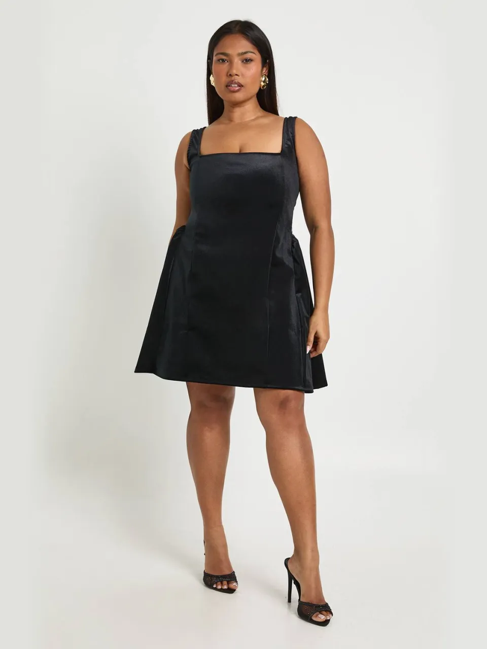 boohoo Dames Plus Fluwelen Vierkante Hals Skater Jurk zwart, foto 2