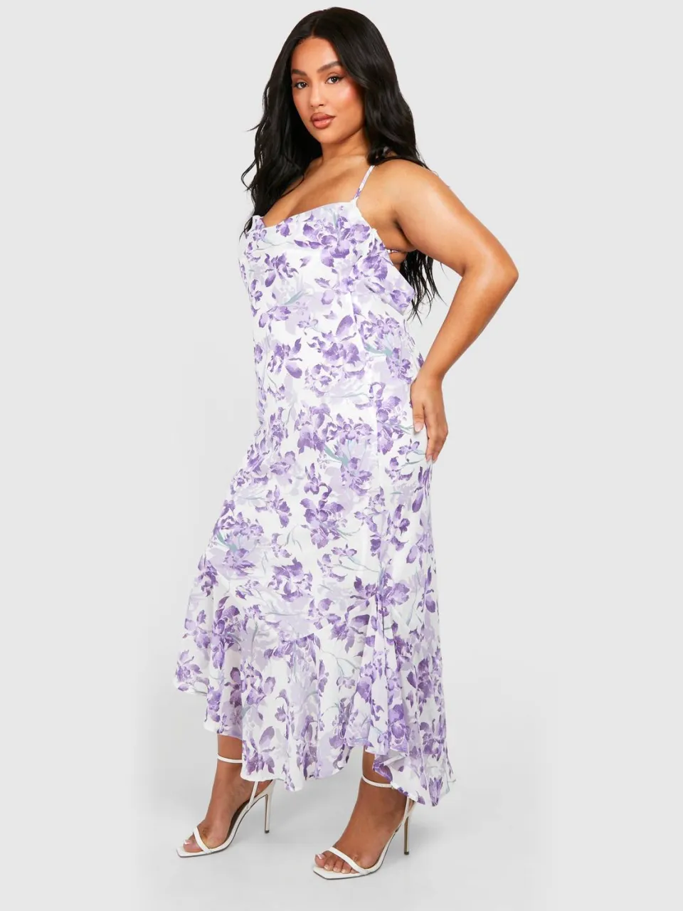boohoo Dames Plus Floral Cowl-back Asymmetrische Maxi-jurk violet, foto 3
