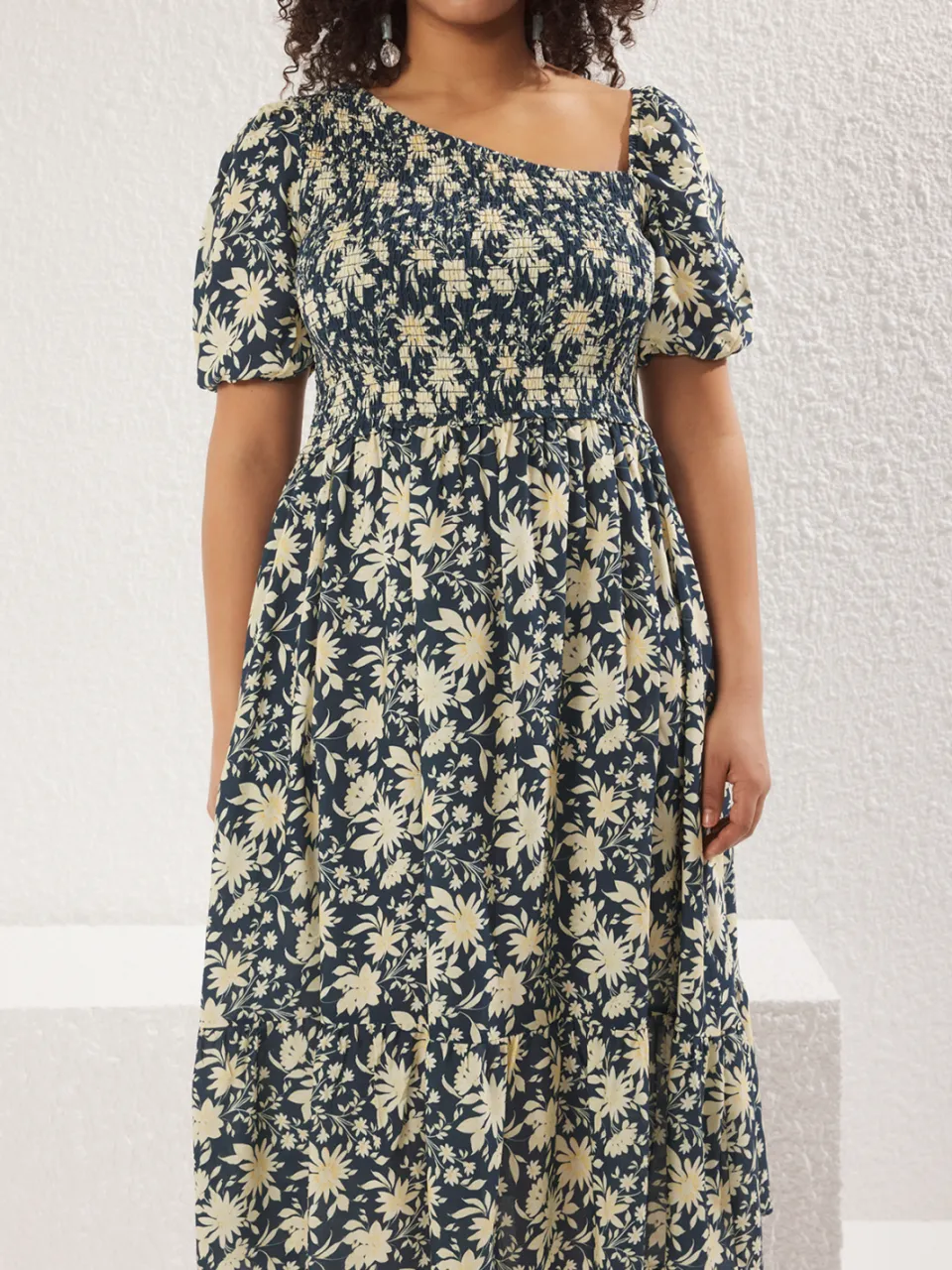 Trendyol Curve Dames Groen Effen Midi Kort Casual A-lijn Grote maten Jurk, foto 2