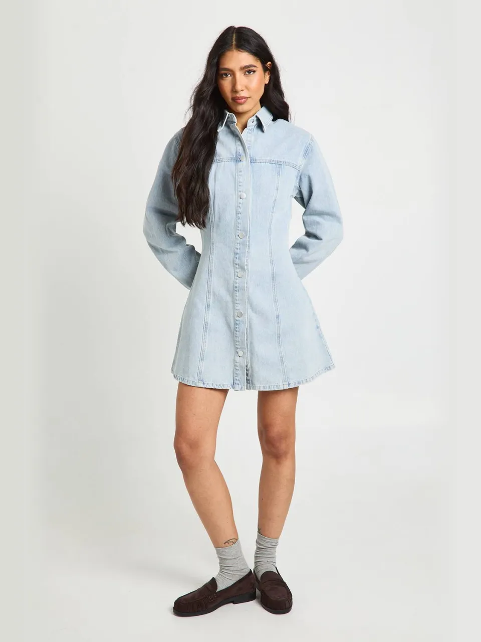 boohoo Dames Tall Denim Jurk Met Lange Mouwen En Getailleerde Taille, foto 3