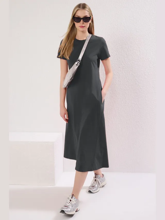 Trendyol TRENDYOLMİLLA Dames Grijs Effen Midi Kort Casual A-lijn Jurken