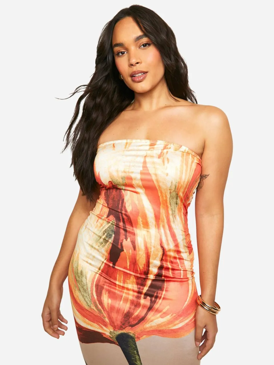 boohoo Dames Plus Bandeau Floral Printed Slinky Maxi Jurk oranje, foto 3