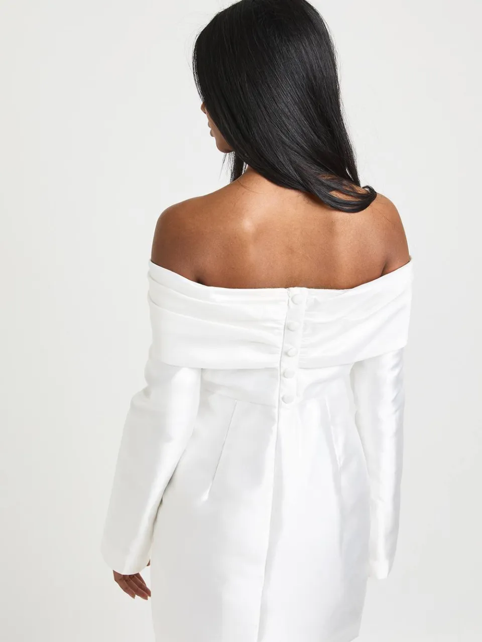 boohoo Dames Satin Gestructureerde Bardot Mini Jurk wit, foto 2