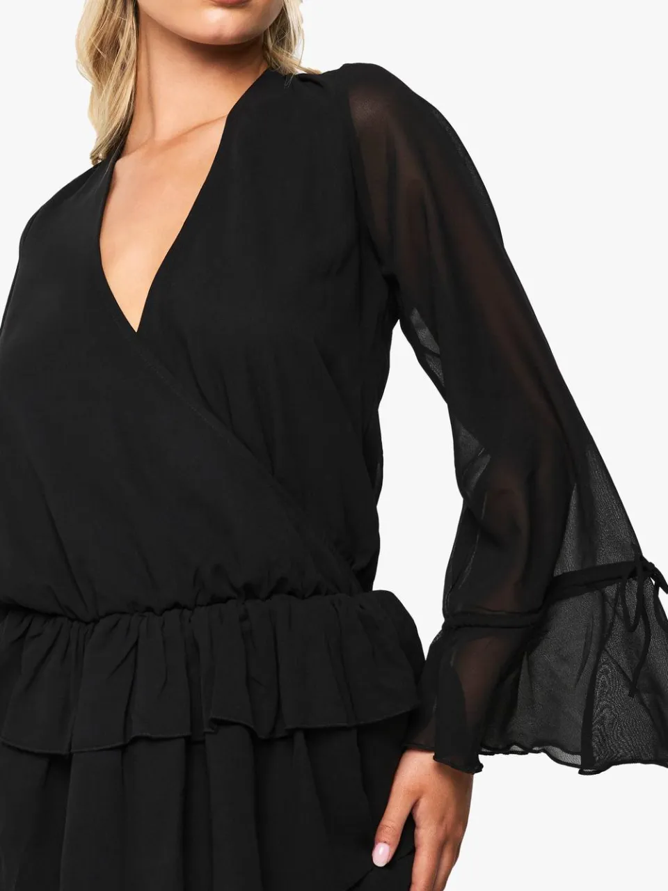 boohoo Dames Chiffon langarm mini-jurk zwart, foto 4