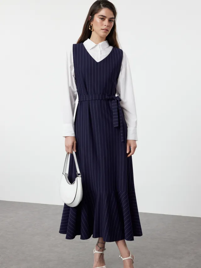 Trendyol Modest Dames Donkerblauw Gestreept Maxi Mouwloos Casual Gilet Modest Jurken Marineblauw/Blauw