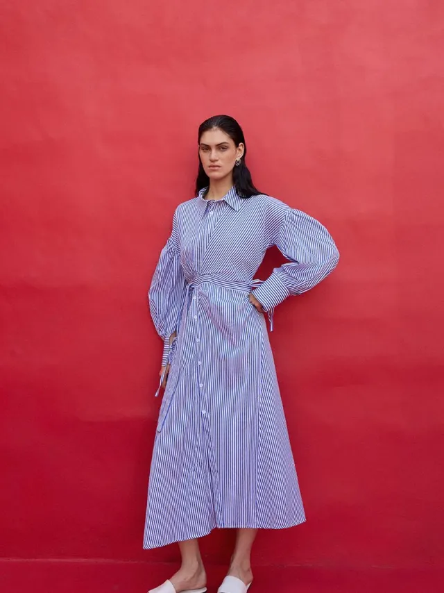TOUCHÉ PRIVÉ Gedrapeerde poplin jurk - Blauw - Dames