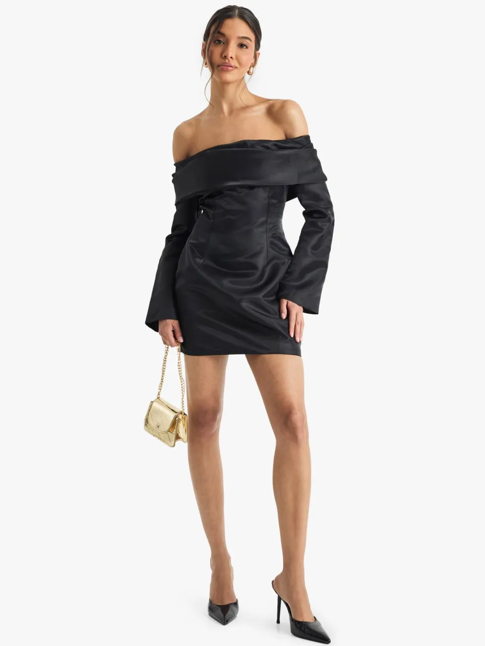 boohoo Dames Satijn Gestructureerde Bardot Mini Jurk zwart, foto 2