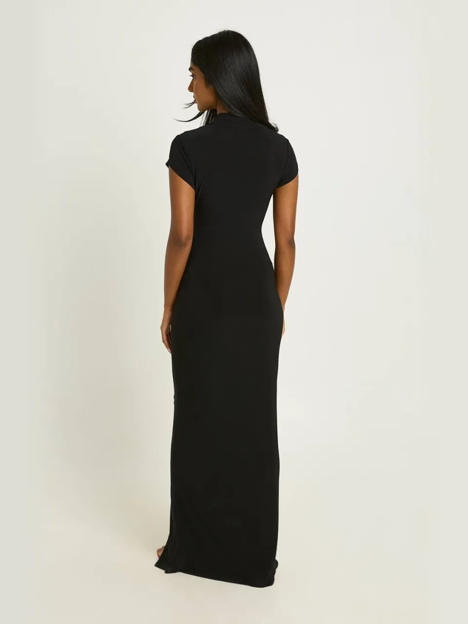 boohoo Dames Slinky Maxi Jurk Met Sleutelgat Hals En Haaksluiting zwart, foto 2