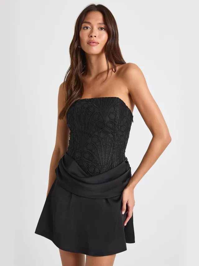 boohoo Dames Gestructureerde doorzichtige florale kanten korset drape mini-jurk Zwart