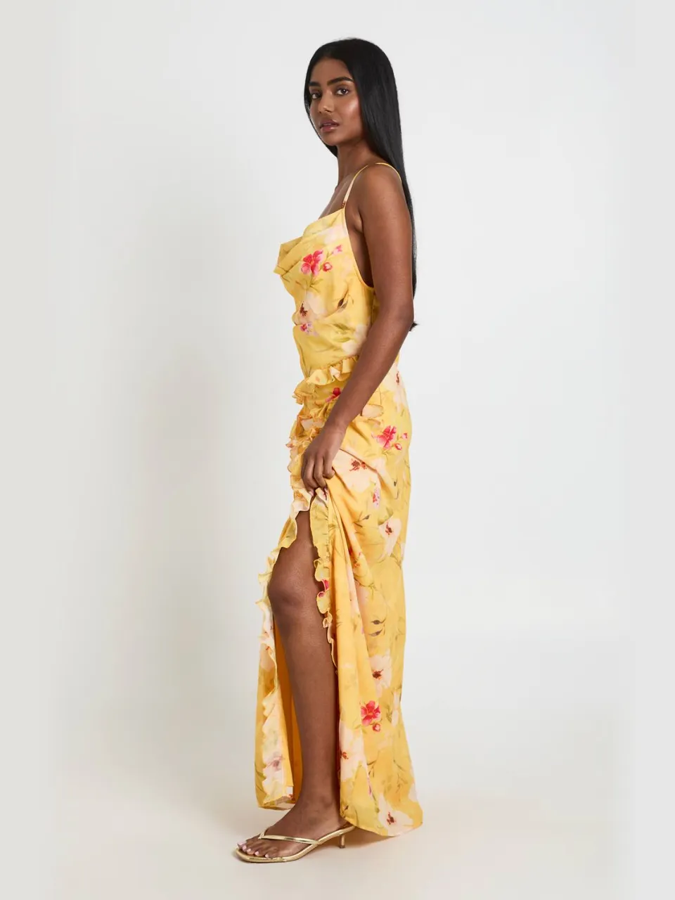 boohoo Dames Gebloemde Chiffon Maxi Jurk Met Gelaagde Ruches oranje, foto 3