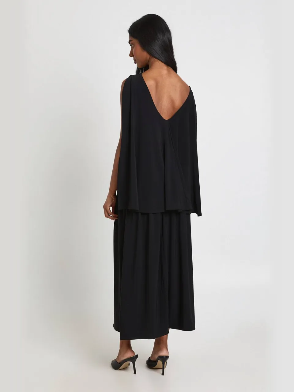 boohoo Dames Maxi Jurk Met Cape Detail En Verlaagde Taille zwart, foto 2