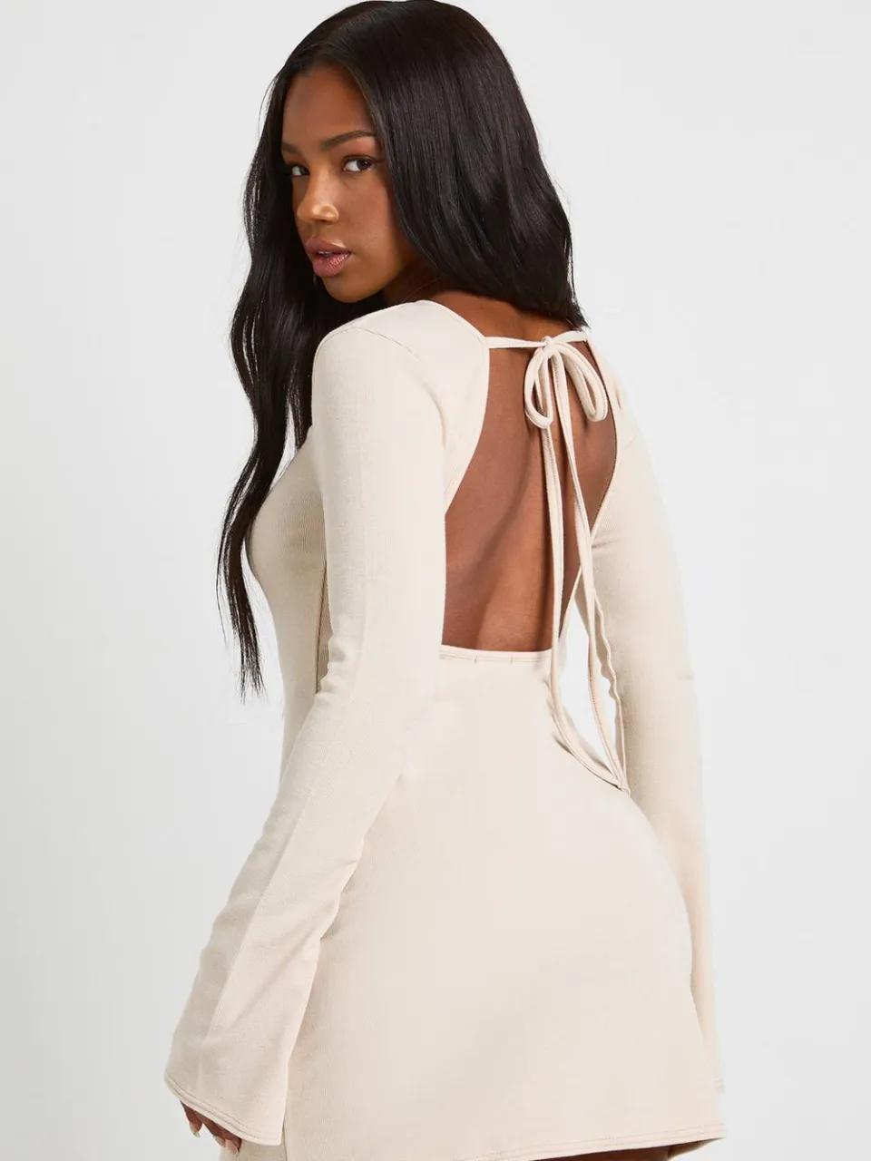 boohoo Dames Geribbelde Lange Mouwen Shift Jurk beige, foto 3