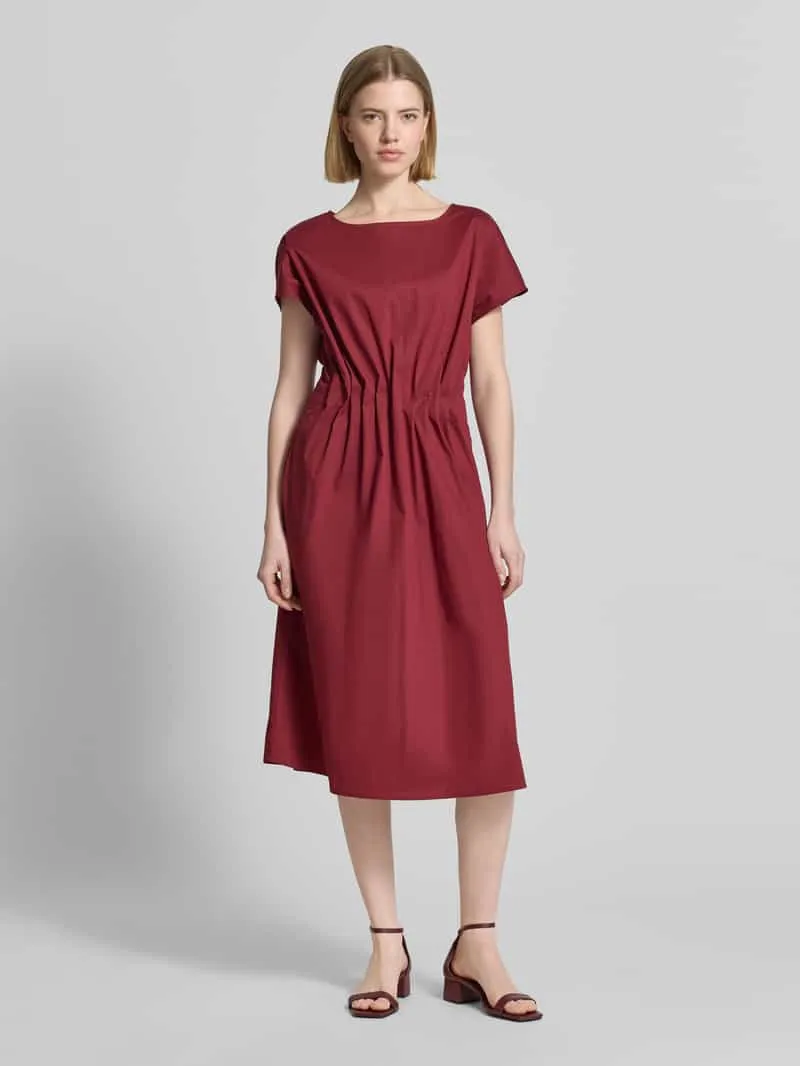 Christian Berg Woman Selection Midijurk met ronde hals en draperieën Bordeaux