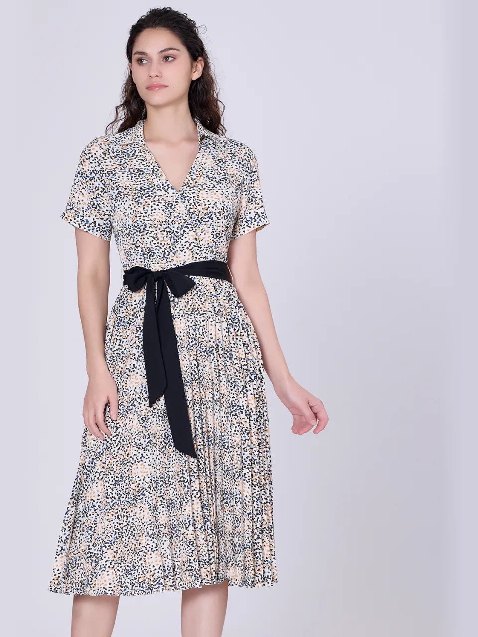 Smart & Joy Plooien gedrukte thee -jurk en toegevoegde riem beige, foto 2