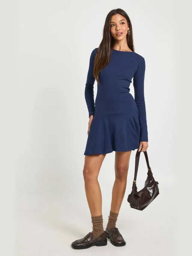 boohoo Dames Geribbelde Skater Jurk met Verlaagde Zoom Marineblauw