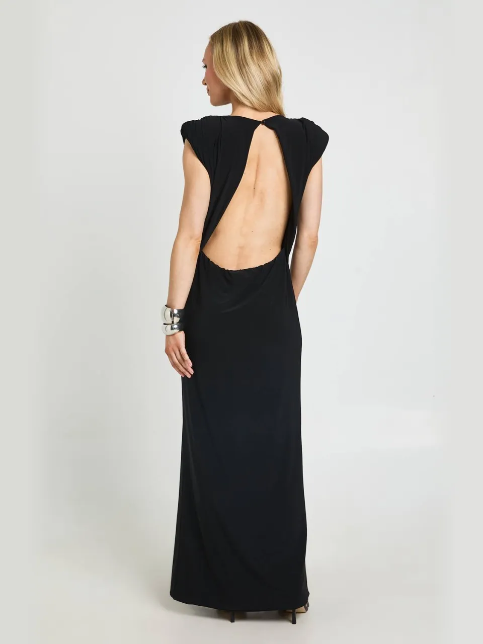 boohoo Dames Petite Maxi Jurk Met Schoudervulling, Open Rug En Verlaagde Taille zwart, foto 2
