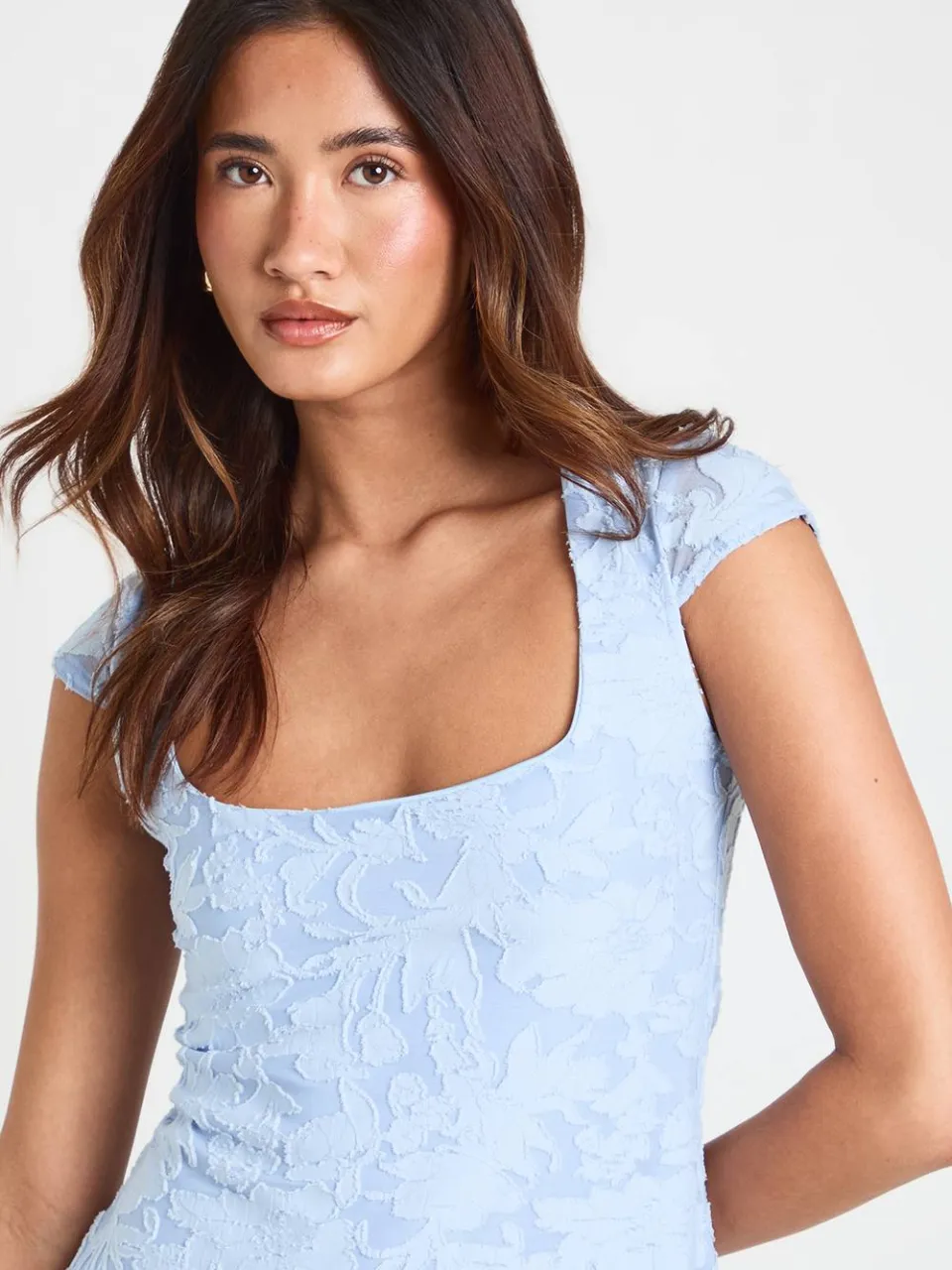 boohoo Dames Burnout Bloemen Jurk Met Korte Mouwen En Skater Zoom babyblauw, foto 4