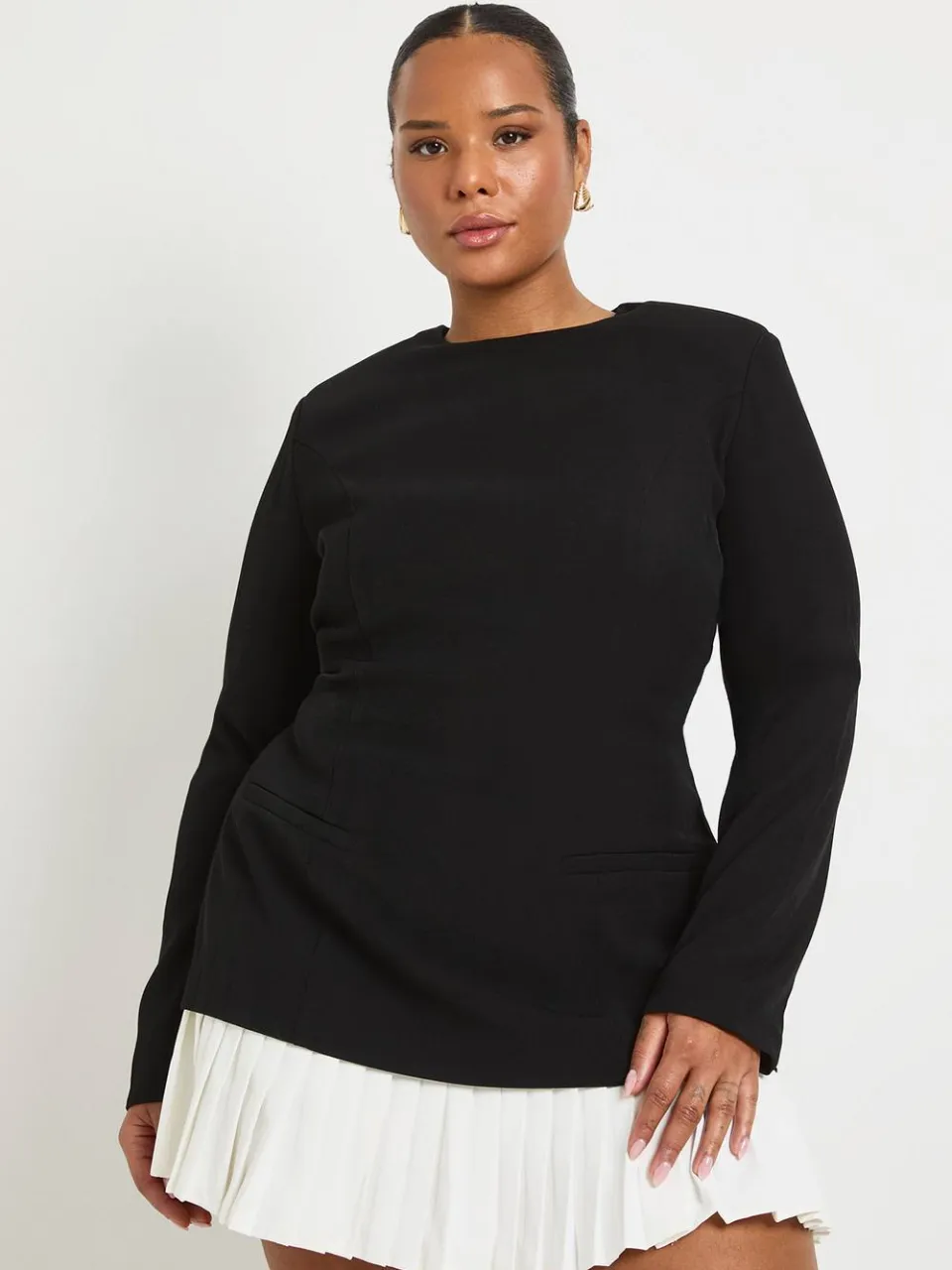 boohoo Dames Plus op maat gemaakte geplooide zoom gestructureerde mini-jurk zwart, foto 3