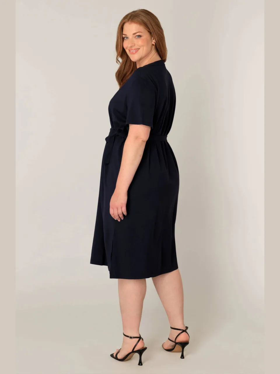 Base Level Curvy A-lijn jurk Yenna met ceintuur donkerblauw, foto 3