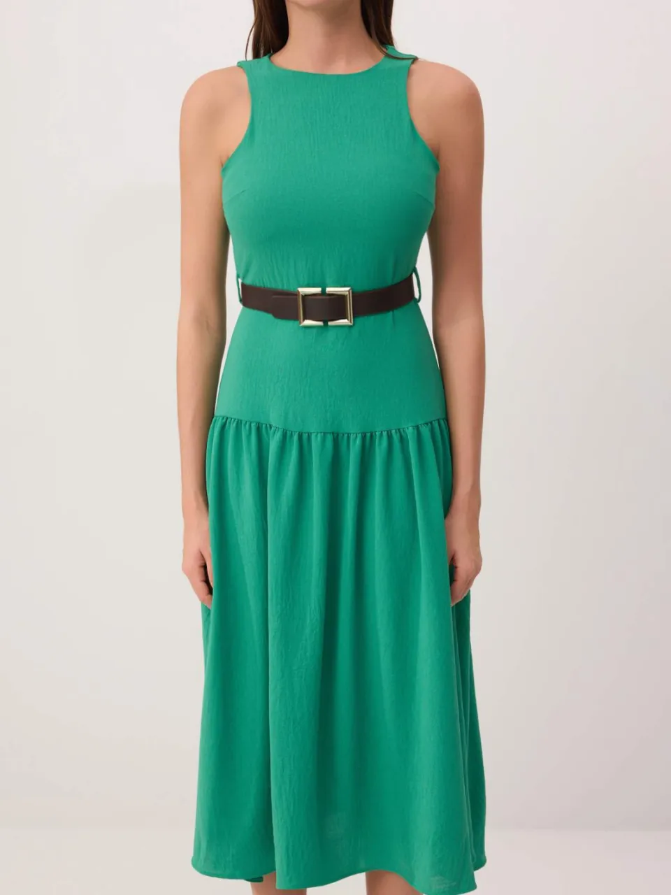 Trendyol TRENDYOLMİLLA Dames Groen Effen Midi Mouwloos Skater Jurken, foto 2