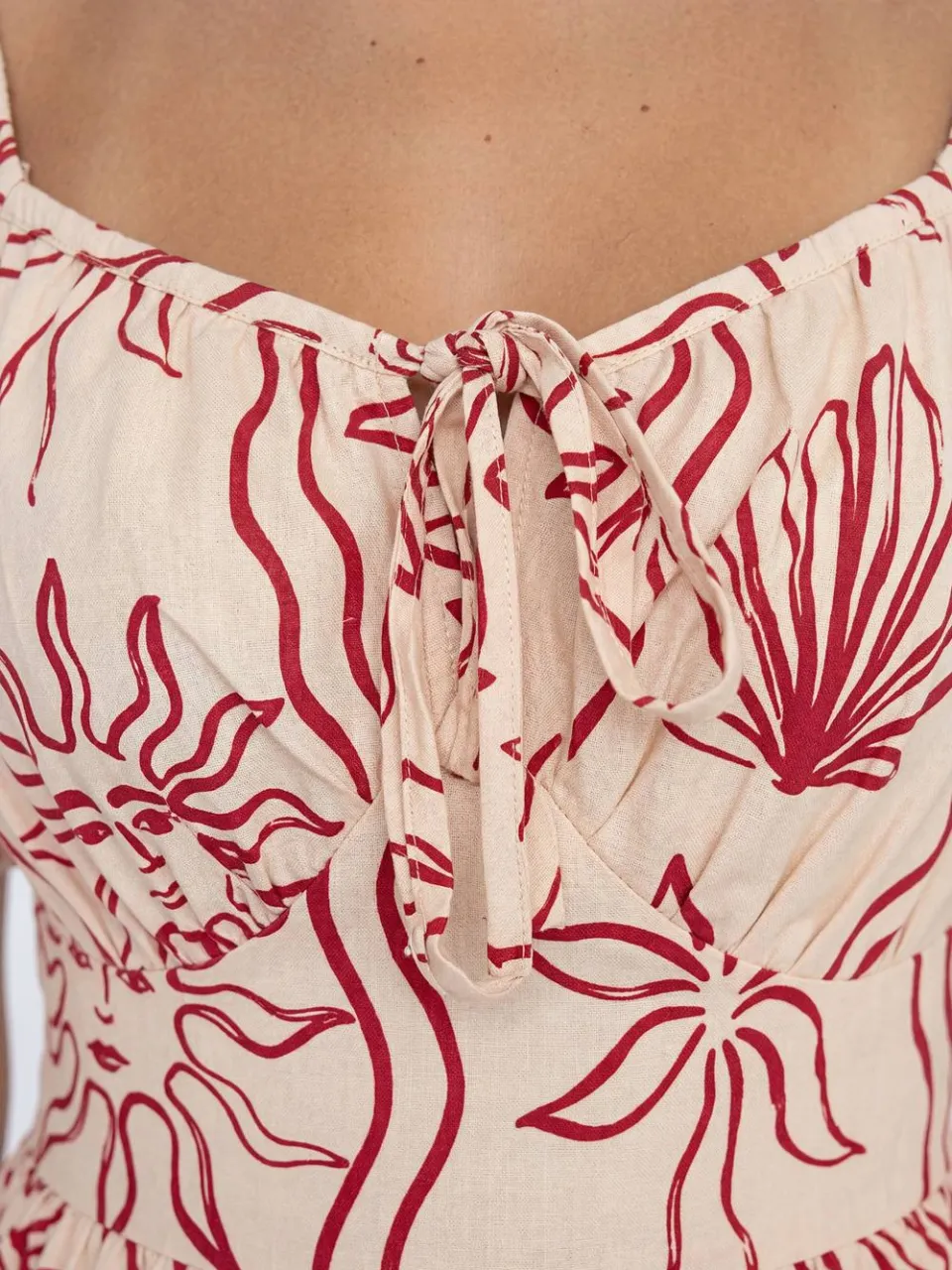 boohoo Dames Lange Mini-jurk Met Schelpenprint En Volumineuze Mouwen In Linnenlook rood, foto 4