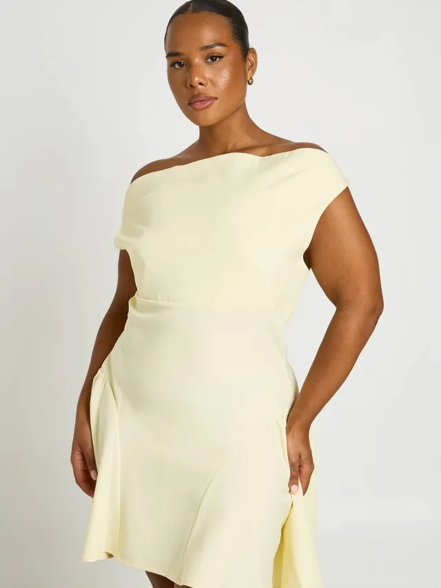 boohoo Dames Plus Asymmetrische Skater Jurk Citroen