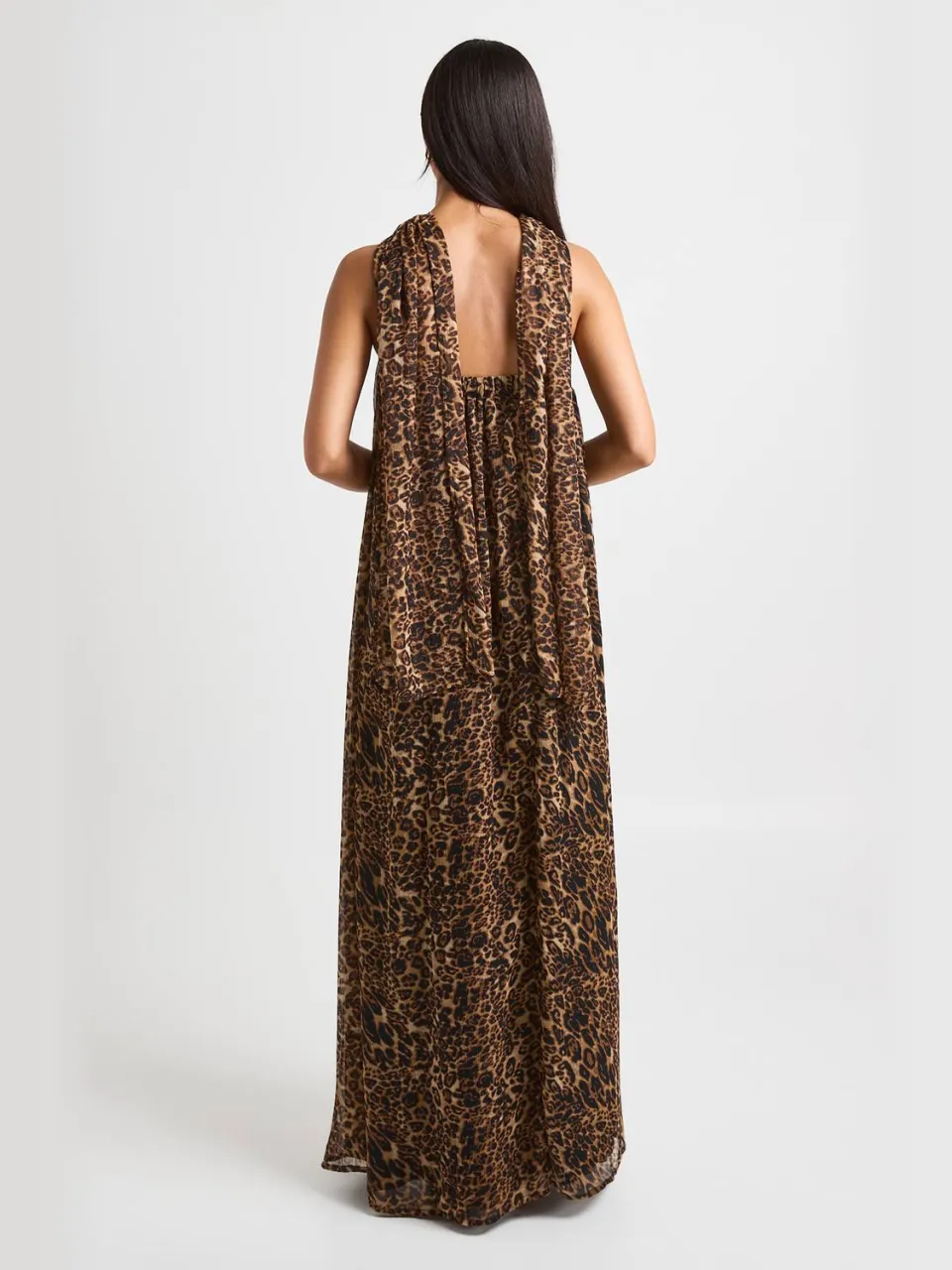 boohoo Dames Luipaardprint Maxi Jurk Met Sjaaldetail En Trapeze Model Tot Op De Grond, foto 2