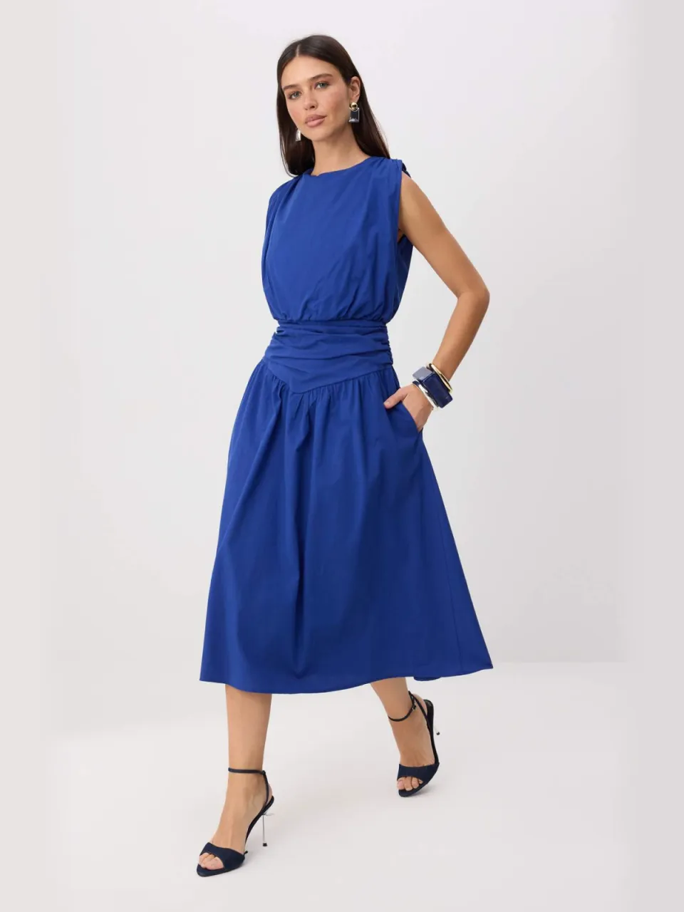 Trendyol TRENDYOLMİLLA Dames Donkerblauw Effen Midi Mouwloos Skater Jurken Marineblauw/Blauw