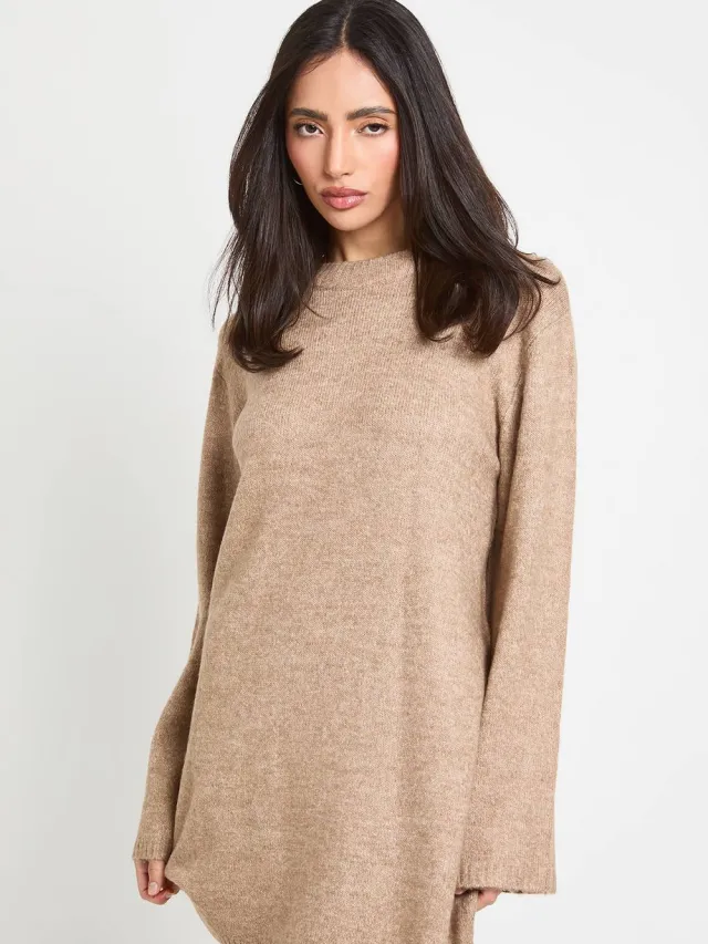 boohoo Dames Crew Neck Flared Sleeve Gebreide Mini Jurk Taupe