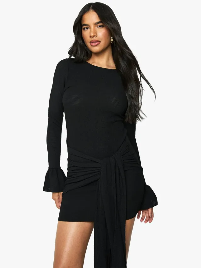 boohoo Dames Minijurk met getextureerd wikkel-detail en uitlopende mouwen Zwart