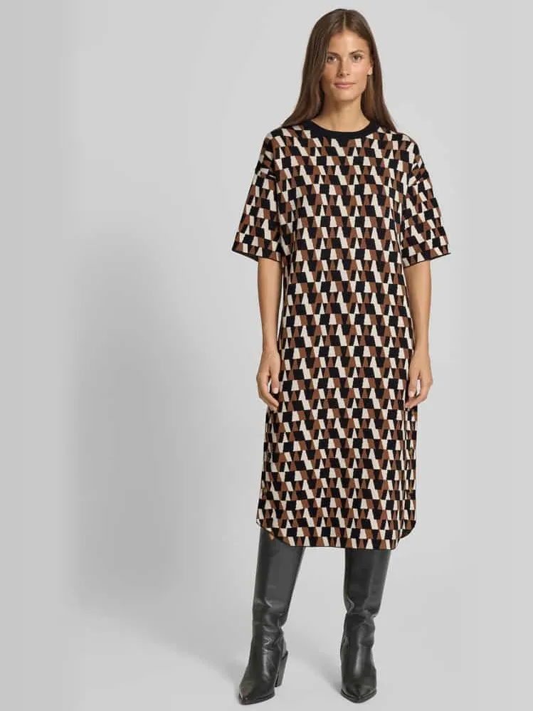 Christian Berg Woman Gebreide jurk met ronde hals Cognac