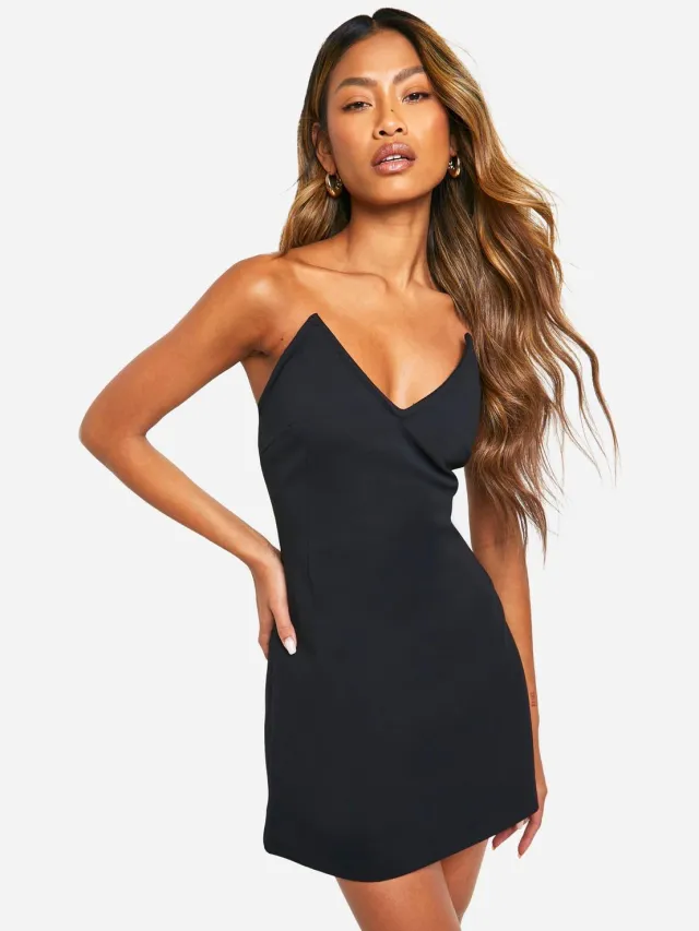 boohoo Dames Gestructureerde mini-jurk met verstevigde accenten Zwart