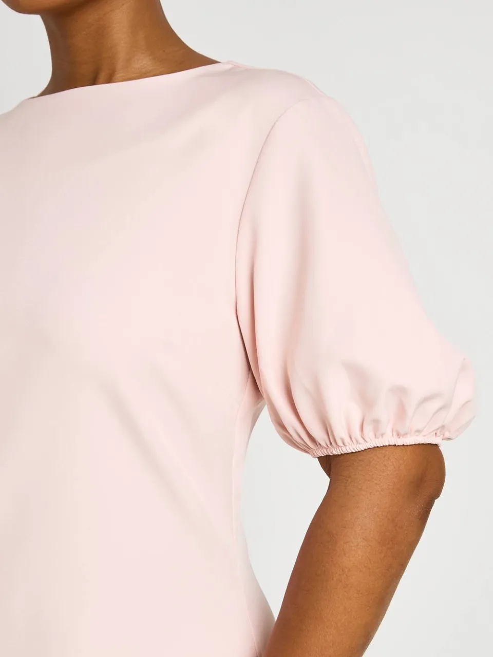 boohoo Dames Plus Getailleerde Pofmouw Shift Jurk baby roze, foto 4