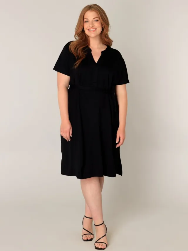Base Level CURVY BLCYenna Dresses - Black - maat 5(58/60)