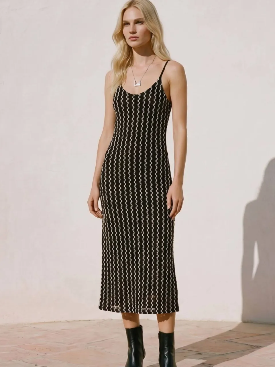 Vero Moda gestreepte midi jurk zwart, foto 4