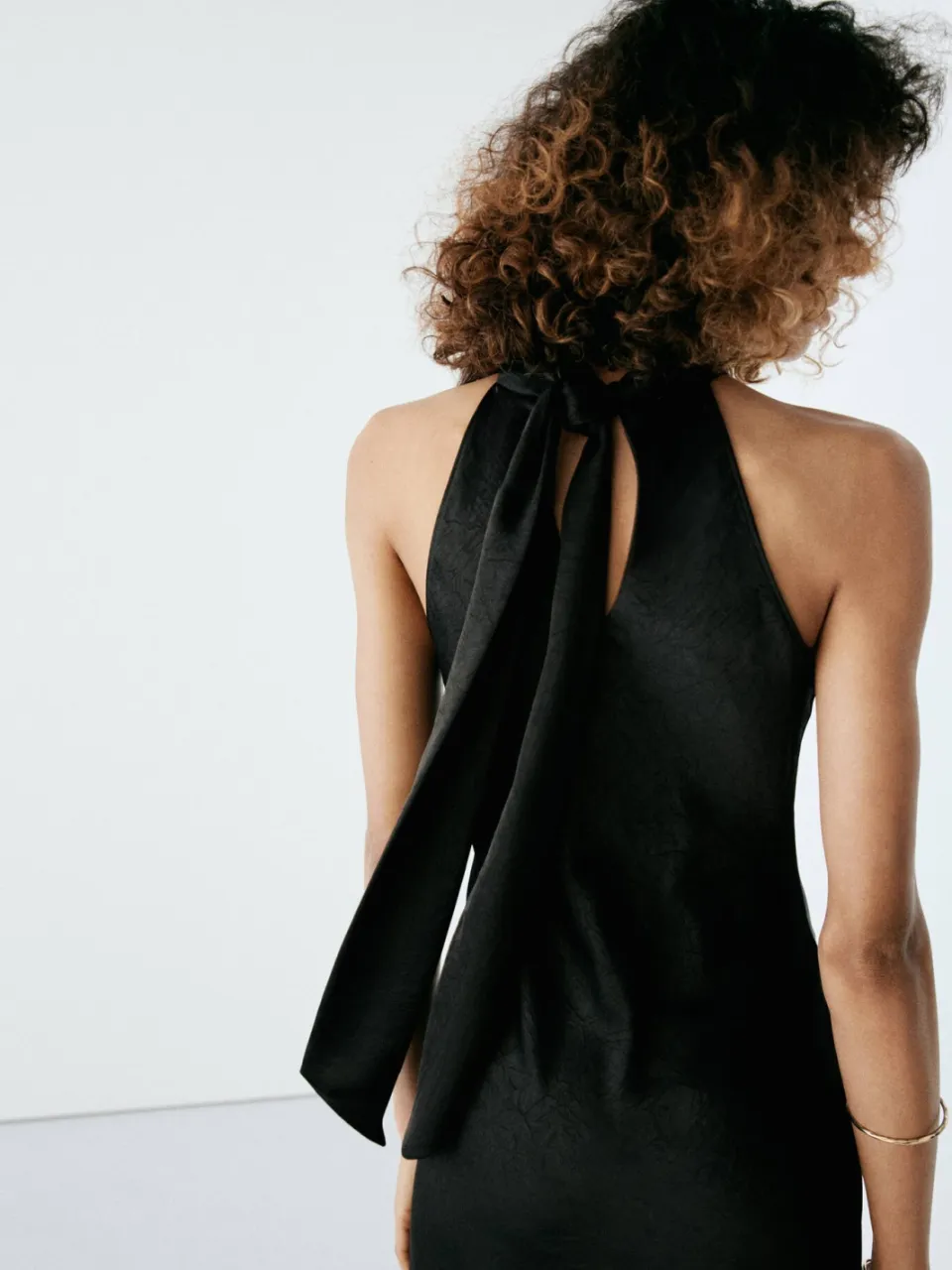 Mango halter maxi jurk - zwart, foto 3