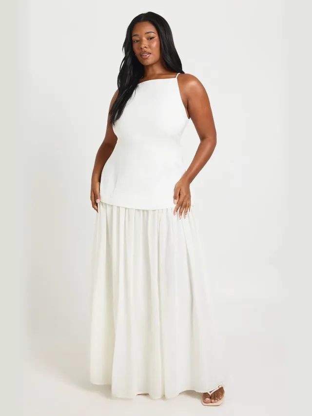 boohoo Dames Plus Crepe Mouwloze Jurk Met Chiffon Rok Wit