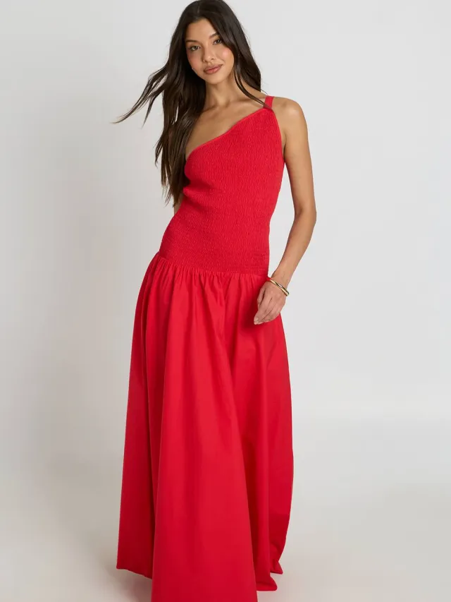 boohoo Dames Maxi Jurk Met Gesmockt Lijfje En Asymmetrische Halslijn Rood