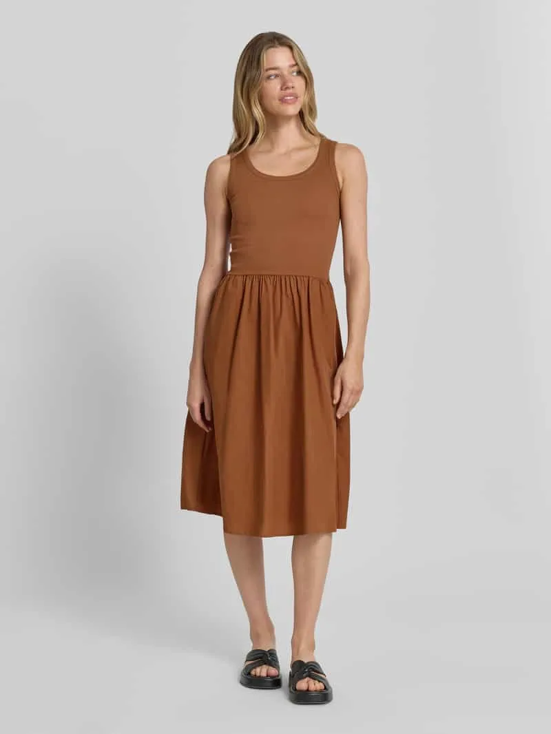 Soyaconcept Knielange jurk in 2-in-1-look Middenbruin