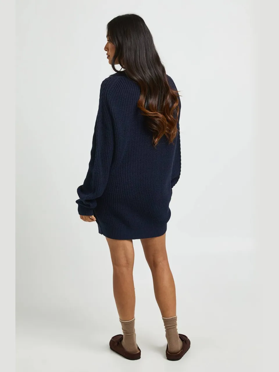 boohoo Dames Petite Grofgebreide Trui-jurk Met Kraag En V-hals marineblauw, foto 3