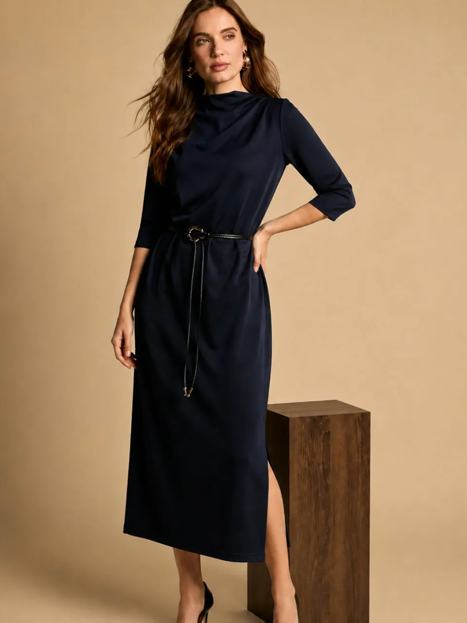 Freebird midi jurk met ceintuur donkerblauw, foto 3