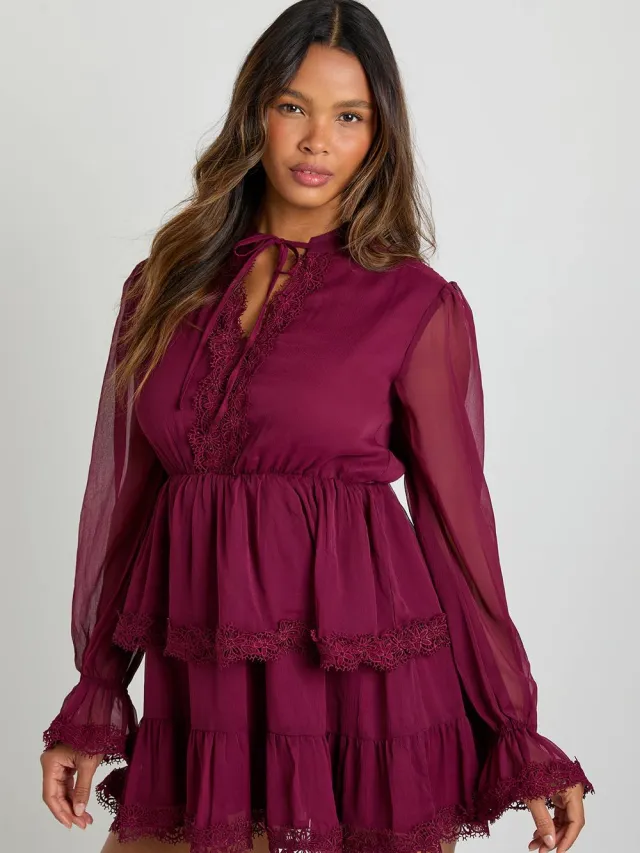 boohoo Dames Smockjurk met chiffon-kantdetail Bordeaux Rood